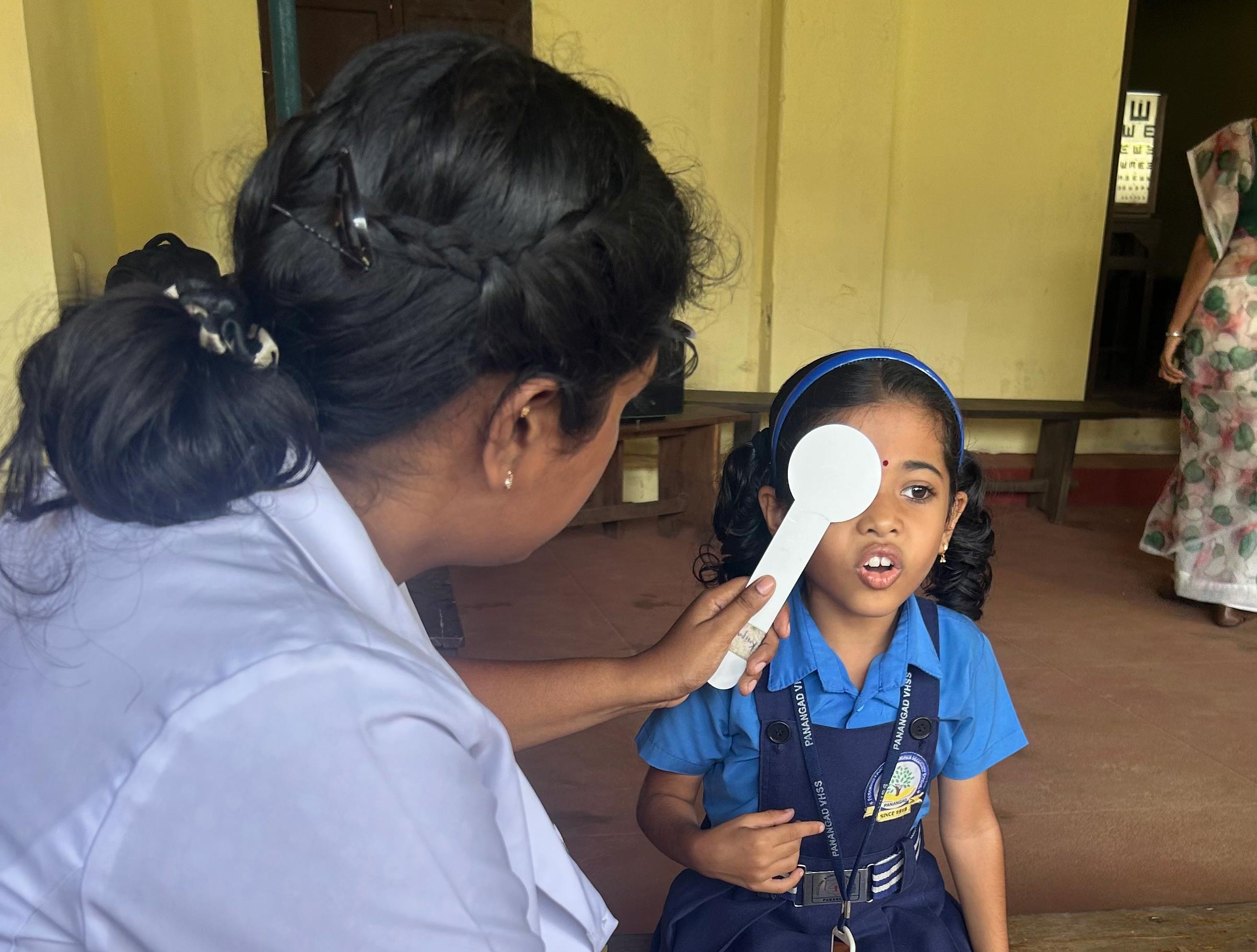 Regular school eye health programs and access to spectacles improve access to education. INDIA (Photo: © Mission for Vision CC BY-NC-SA 4.0)